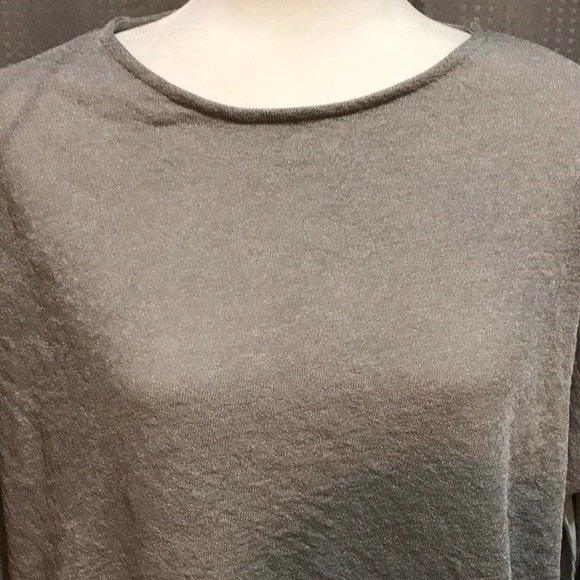 Zara Woman’s Collection Grey/White color Block Blouse - Picture 2 of 5